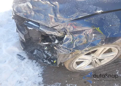 2013 Volkswagen Passat 2.5L Se z USA, uszkodzony, nr VIN 1VWBH7A33DC143125